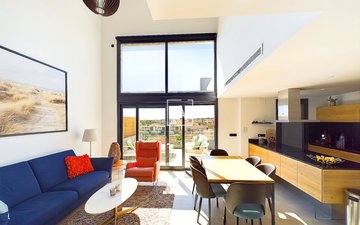 Property slide 10