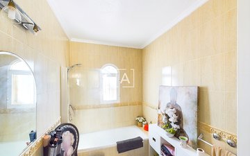 Property slide 19