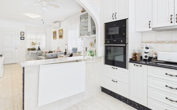 Property slide 10