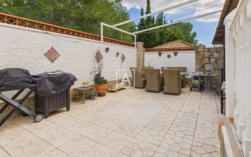 Property slide 18