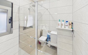 Property slide 28
