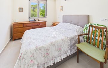 Property slide 27