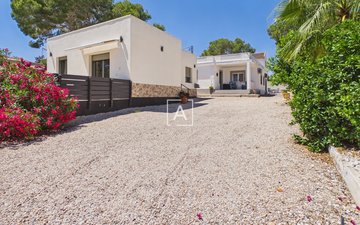 Property slide 40