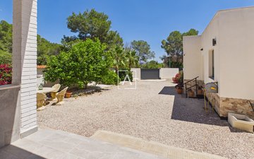 Property slide 15