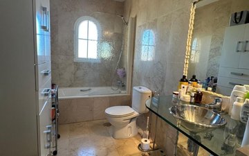Property slide 17