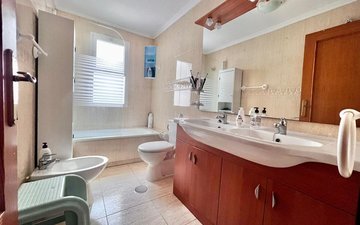 Property slide 16
