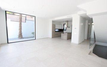 Property slide 22