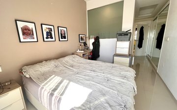 Property slide 7