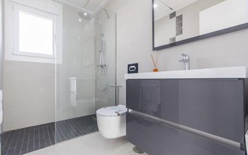 Property slide 20