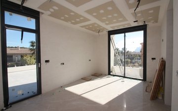 Property slide 22