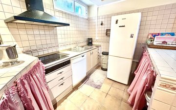 Property slide 39