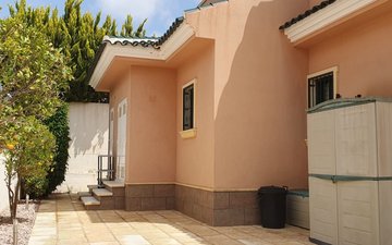 Property slide 4