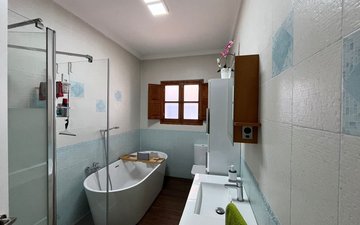 Property slide 20