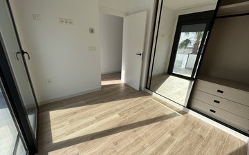 Property slide 10