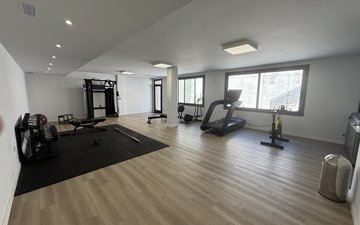 Property slide 22