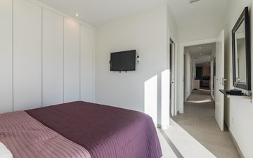 Property slide 33