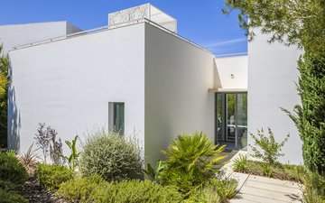 Property slide 18