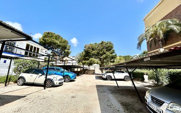 Property slide 22