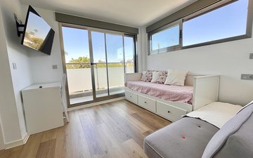 Property slide 17