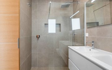 Property slide 24