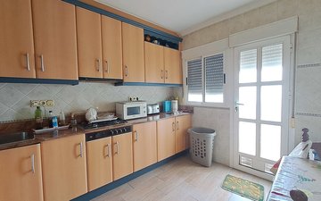 Property slide 10