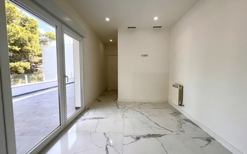 Property slide 18