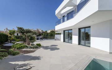 Property slide 28
