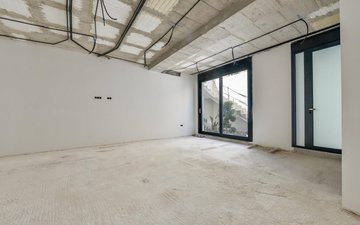 Property slide 21