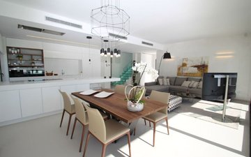 Property slide 10