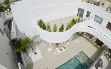 Property slide 18