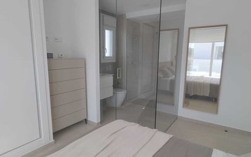 Property slide 32