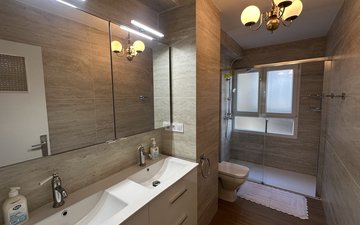 Property slide 21