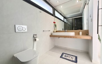 Property slide 27