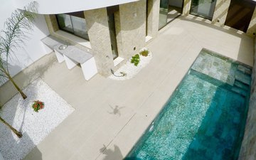 Property slide 17