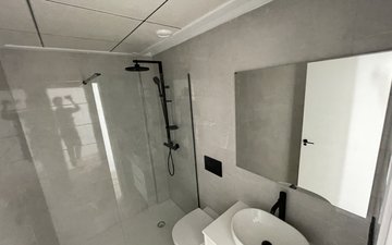 Property slide 22