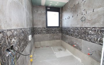 Property slide 16