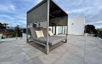 Property slide 42