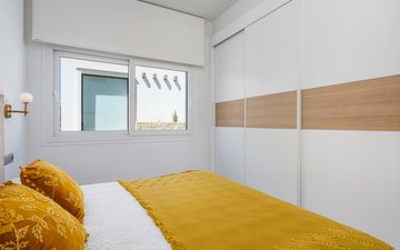 Property slide 21