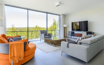 Property slide 6