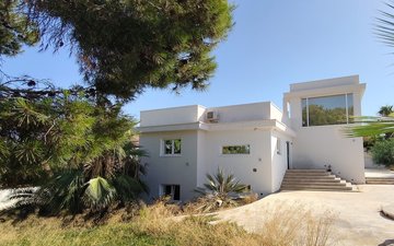 Property slide 35
