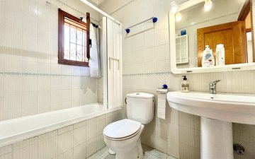 Property slide 21