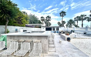 Property slide 44