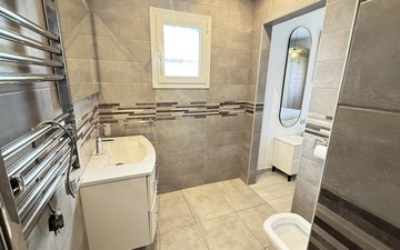 Property slide 38