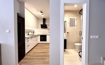 Property slide 25