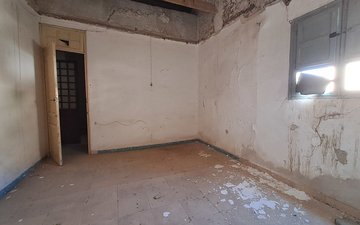 Property slide 36