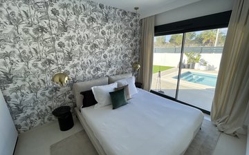 Property slide 20