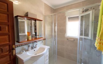 Property slide 22