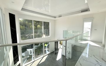 Property slide 22