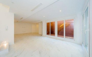 Property slide 31