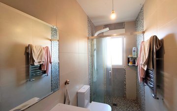 Property slide 24